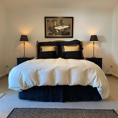 Maison Blue - Chic Garden Apartment Napier Ngoại thất bức ảnh