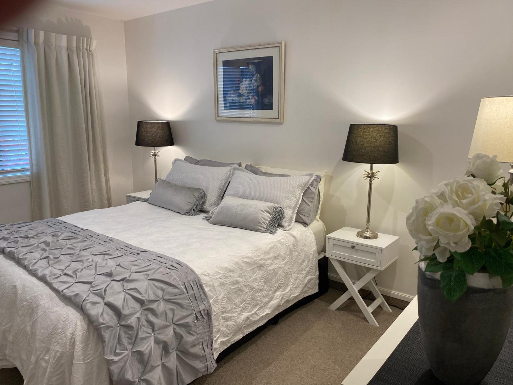 Maison Blue - Chic Garden Apartment Napier Ngoại thất bức ảnh